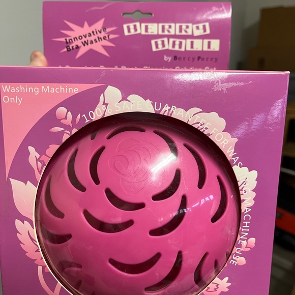 Accessories - Pink Bra Washer